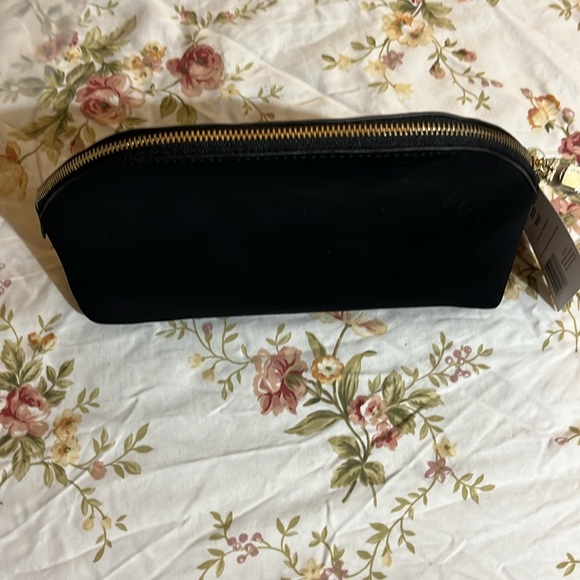 Dolce Gabbana make up bag brand new with tag - Picture 2 of 9